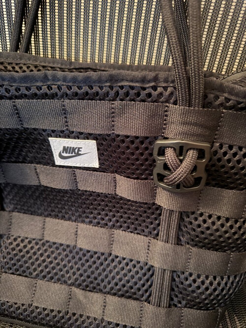 NIKE Mesh Black Tote Bag Webbing Double Shoulder Strap - Picture 2 of 7